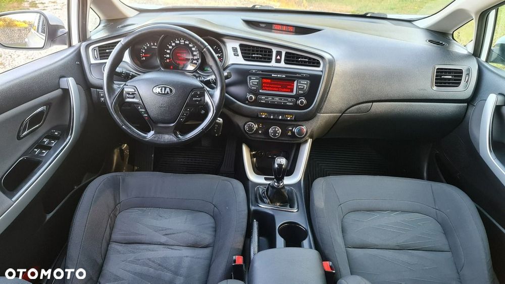 Kia Ceed - 6