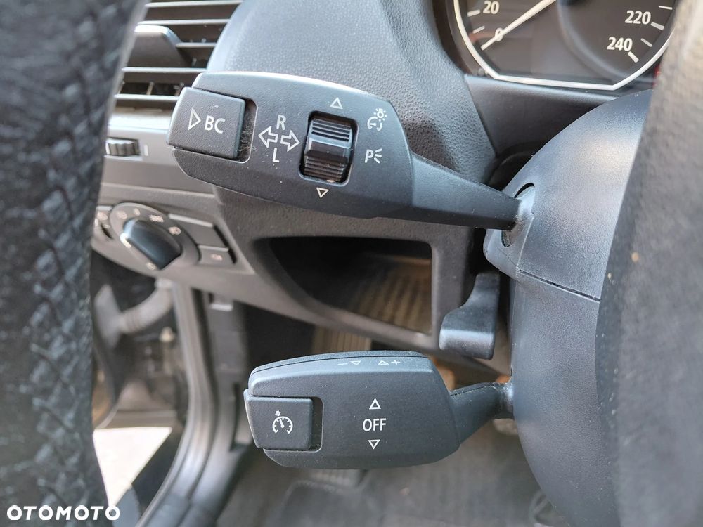 BMW Seria 1 - 23