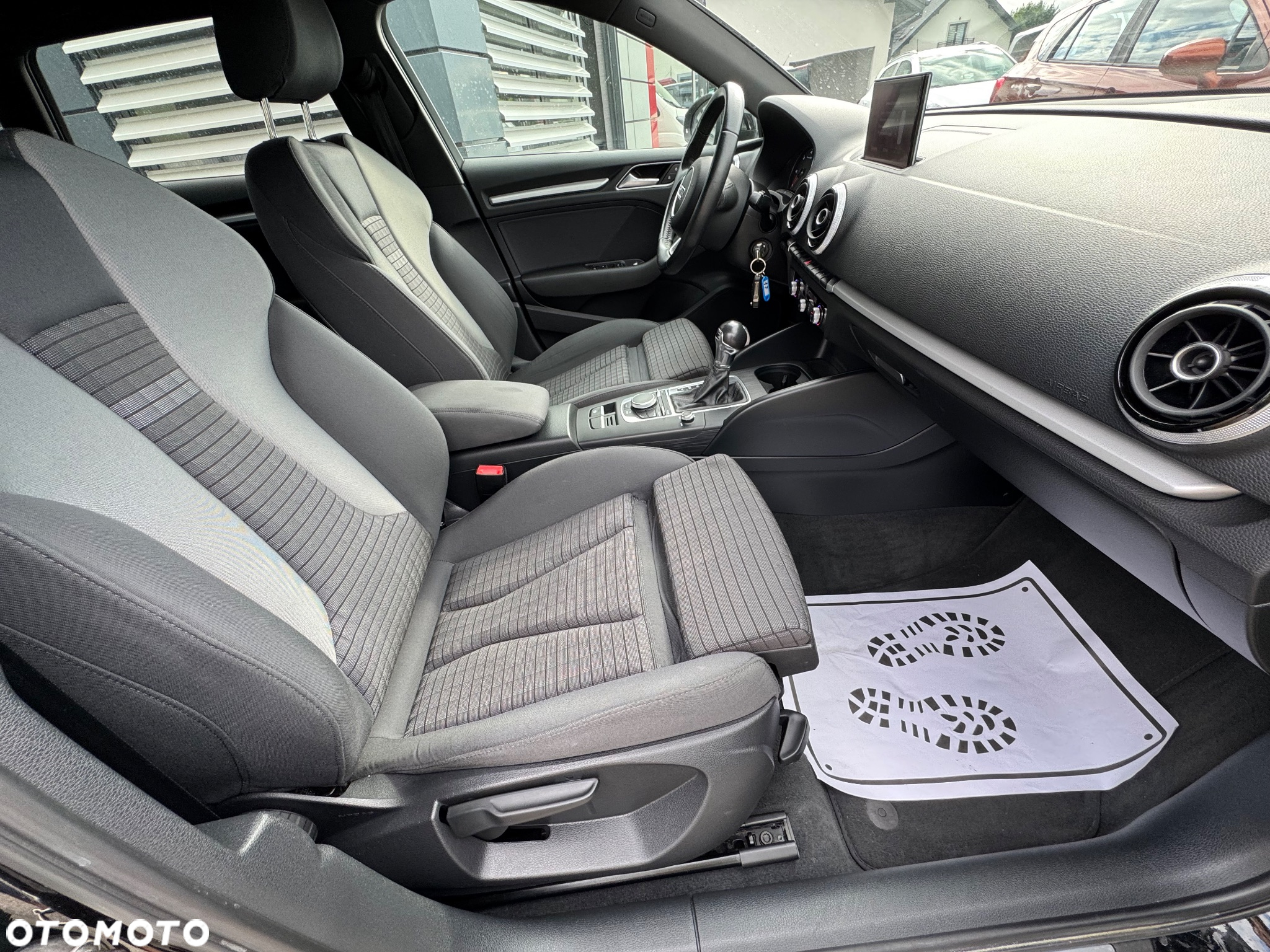 Audi A3 1.6 TDI Sportback S tronic - 16