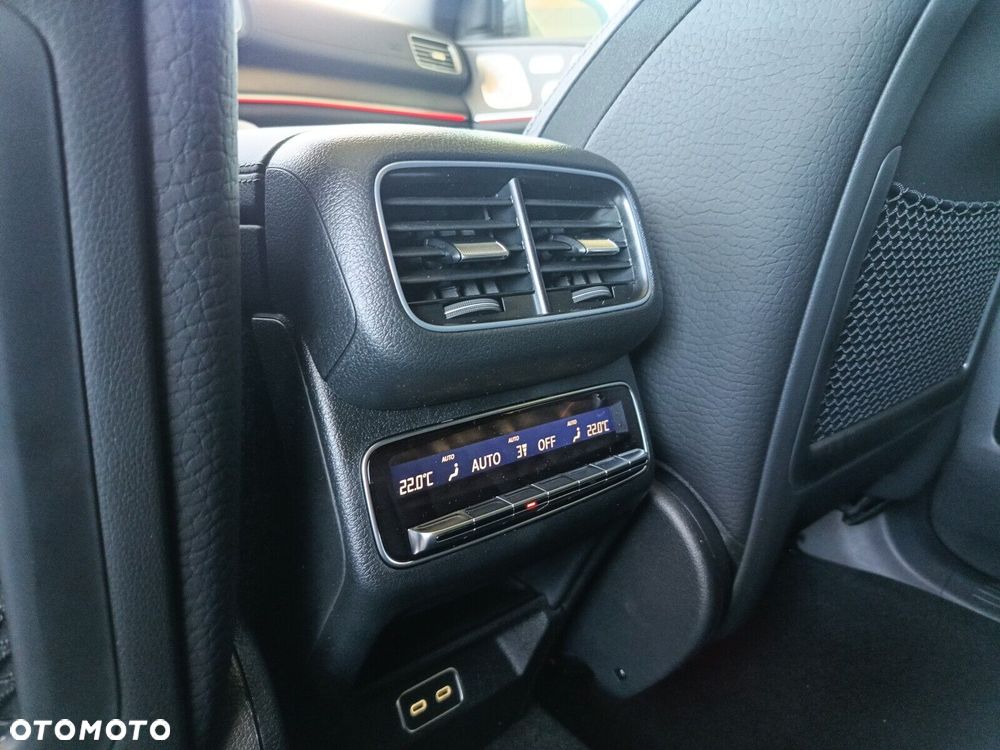 Mercedes-Benz GLE - 33