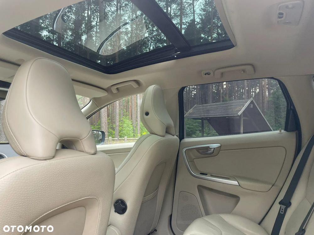 Volvo XC 60 - 22