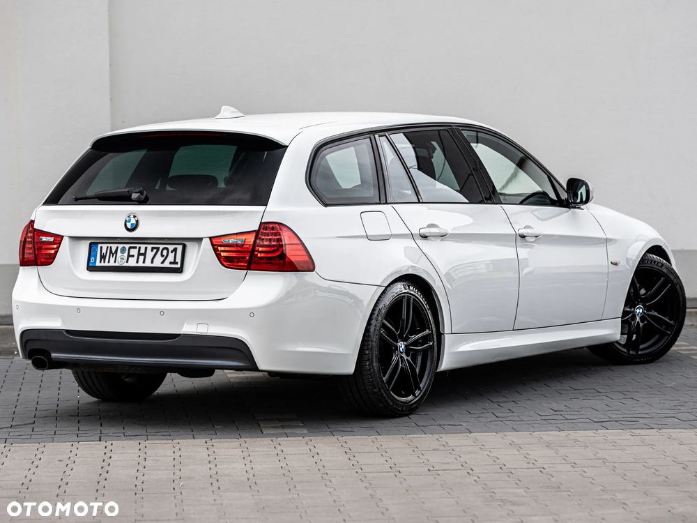 BMW Seria 3 318i Edition Sport - 12