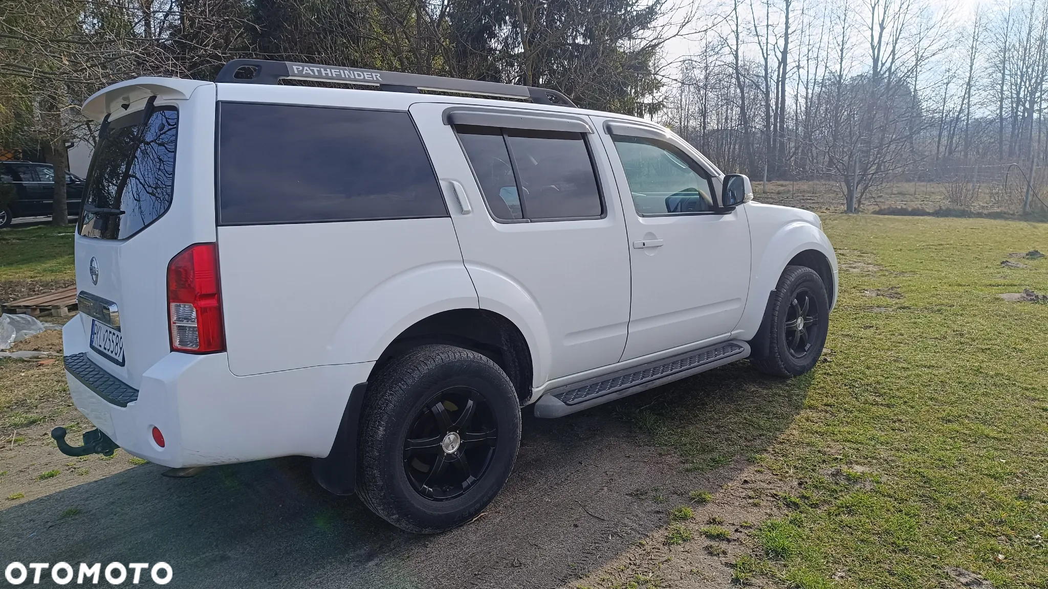 Nissan Pathfinder 2.5 D Platinum - 4