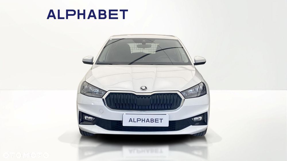 Skoda Fabia 1.0 Essence - 8
