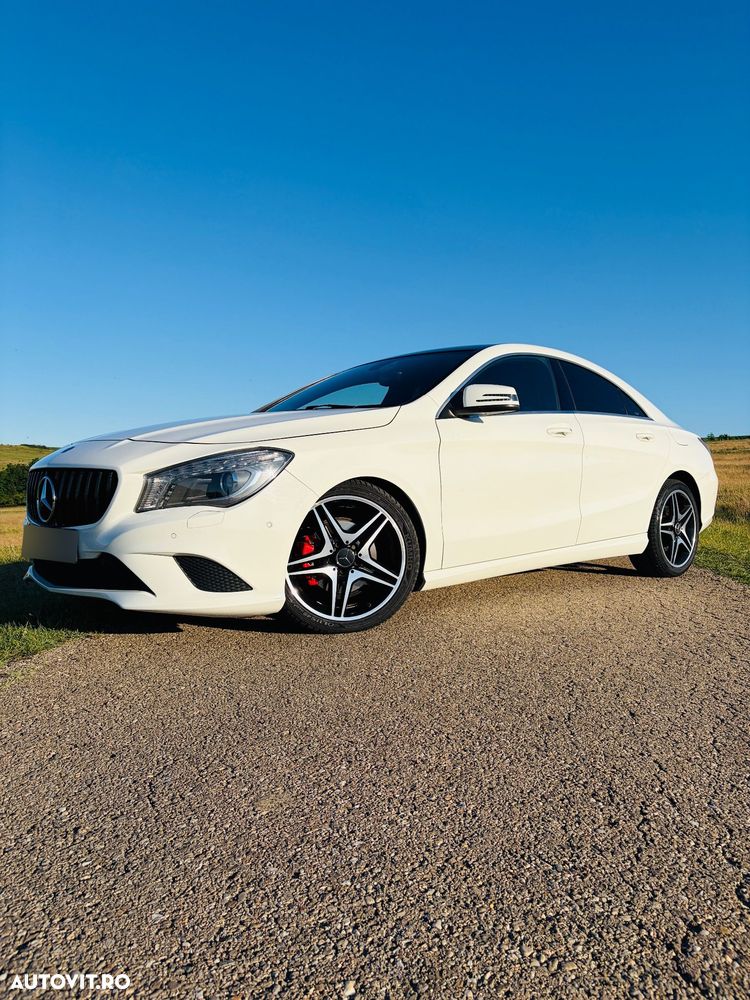 Mercedes-Benz CLA 200 Shooting Brake 7G-DCT AMG Line - 16