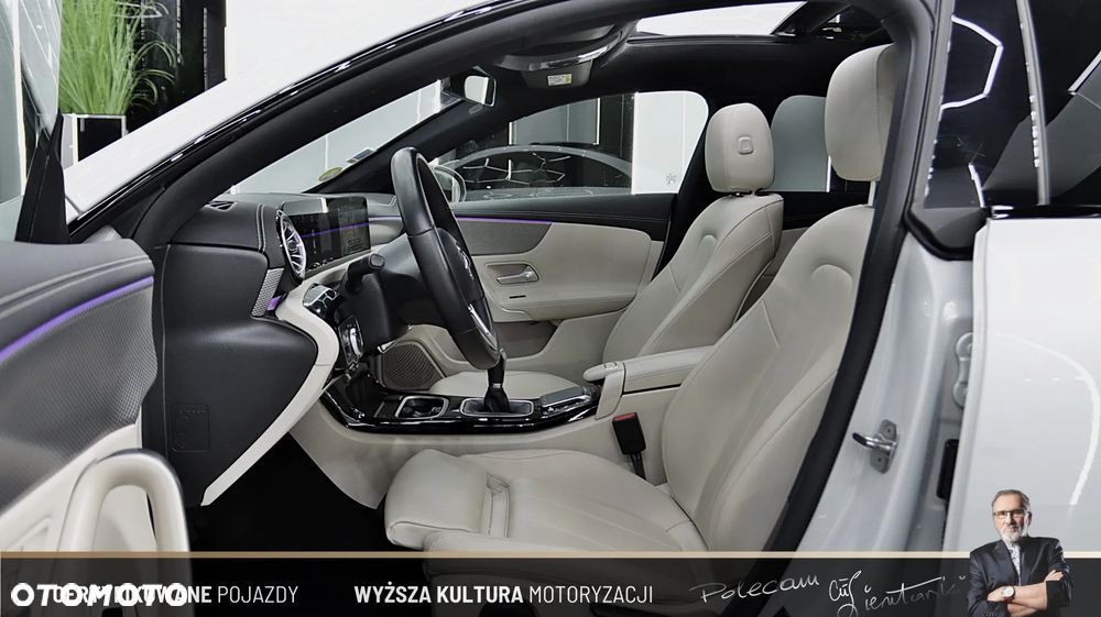 Mercedes-Benz CLA - 16