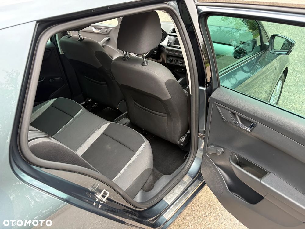 Skoda Fabia 1.0 Ambition - 10