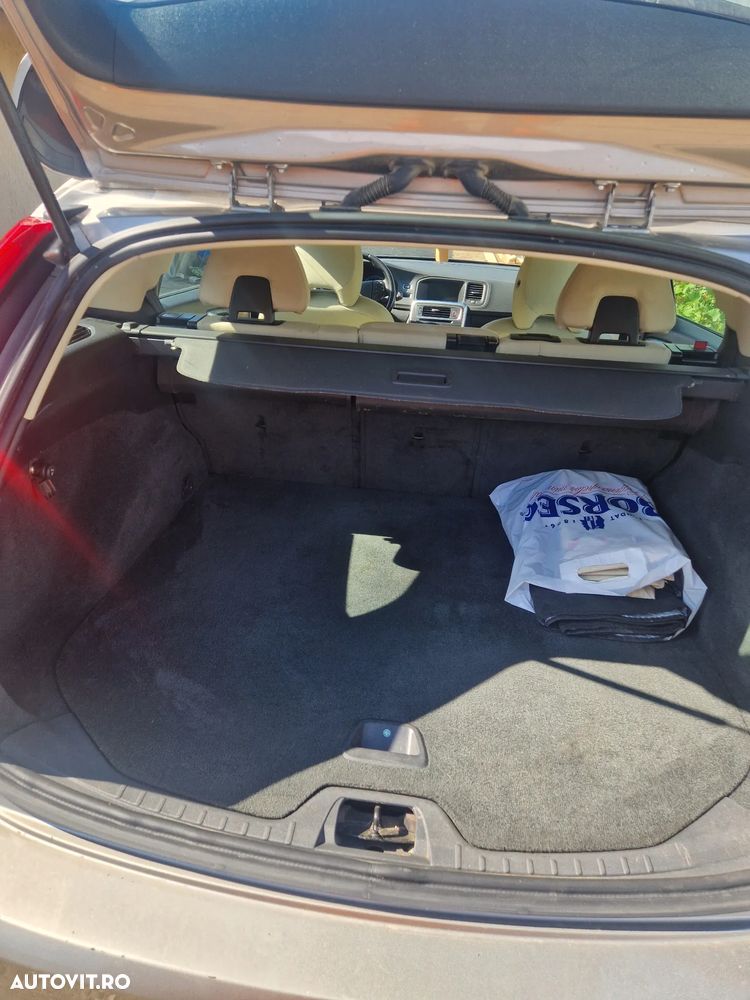 Volvo V60 - 3