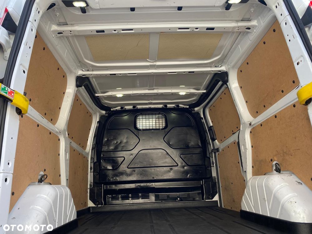 Ford TRANSIT CUSTOM - 27