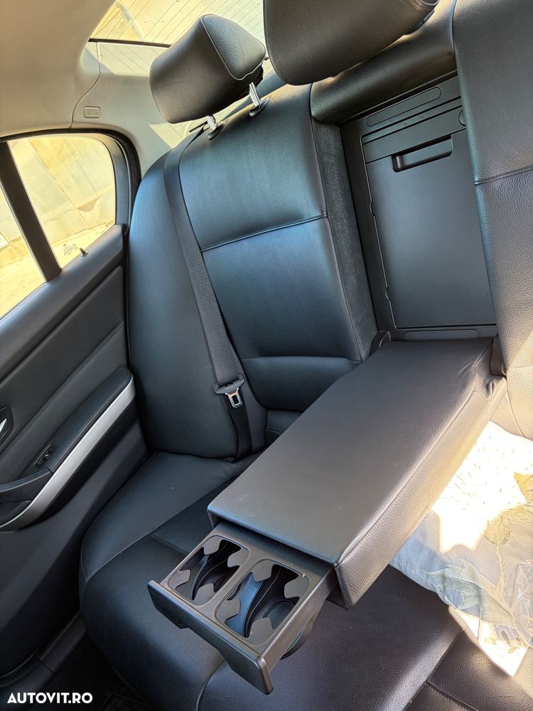 BMW Seria 3 320d - 5