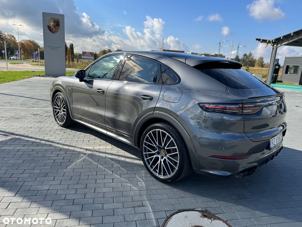 Porsche Cayenne ver-coupe-e--hybrid - 14