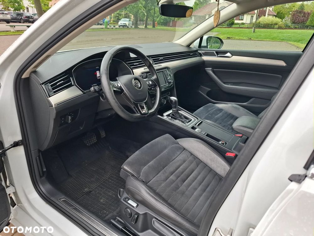 Volkswagen Passat 2.0 TDI BMT Highline DSG7 - 19