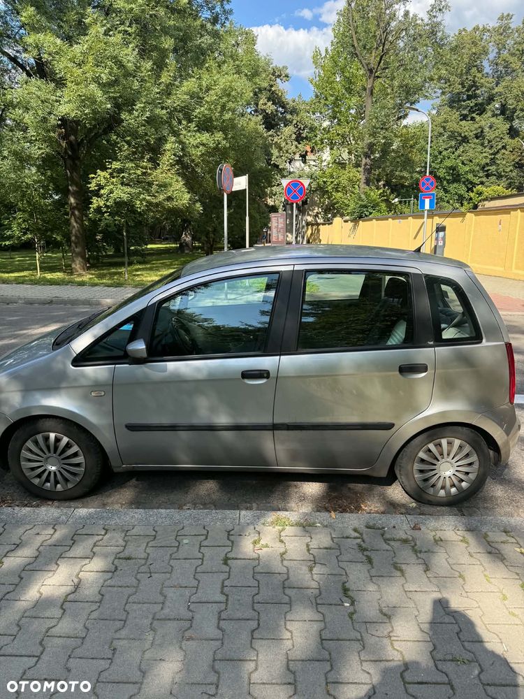 Fiat Idea 1.4 16V Dynamic - 4