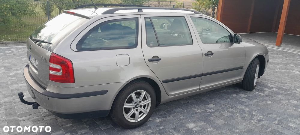 Skoda Octavia 1.6 - 4