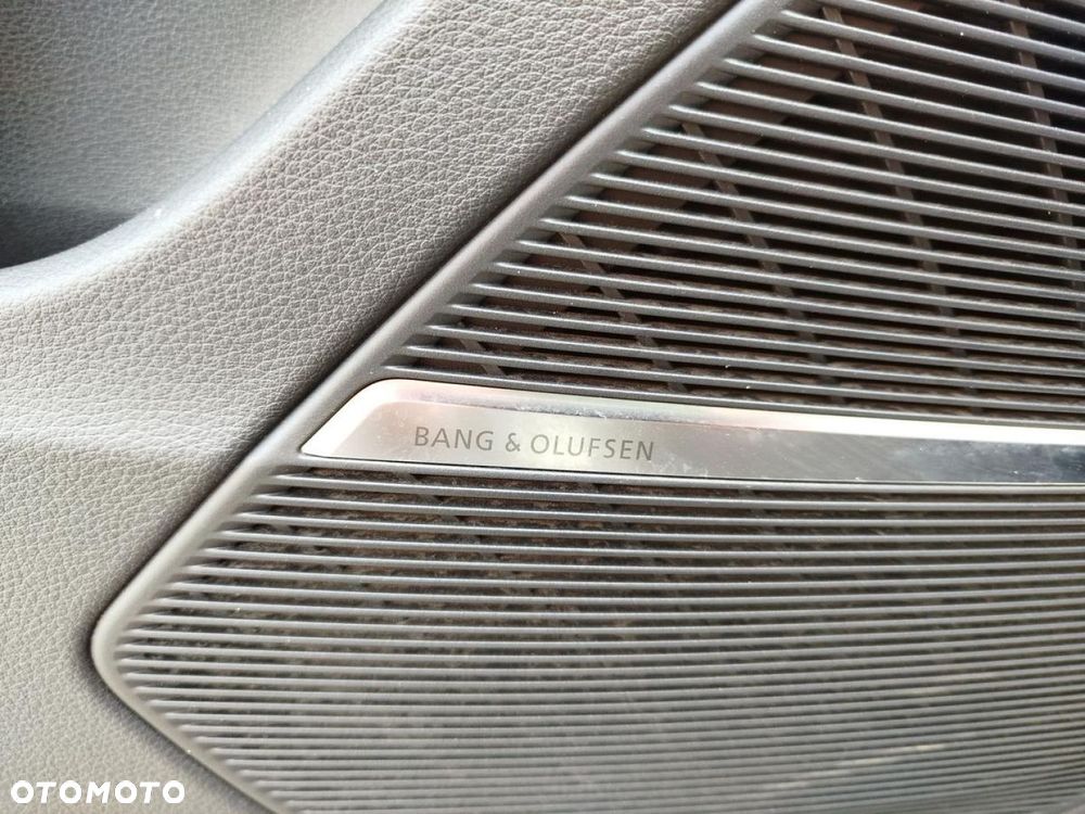 Audi SQ8 - 15