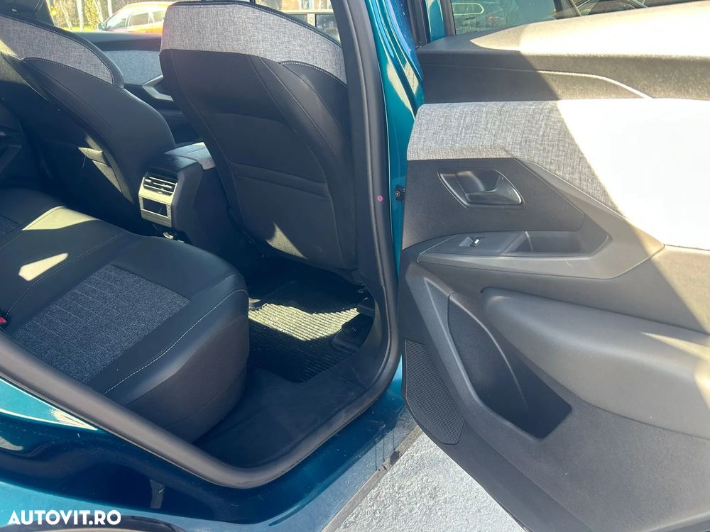 Peugeot 3008 1.2 Hybrid 145 e-DCS6 Allure - 24