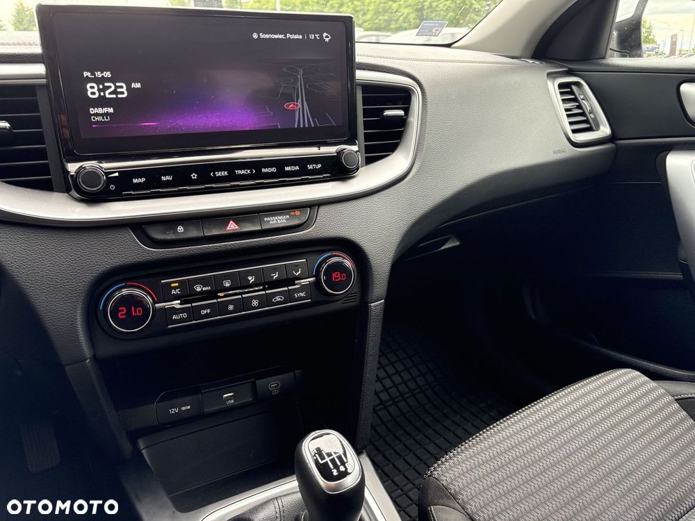 Kia Ceed 1.5 T-GDI M - 20