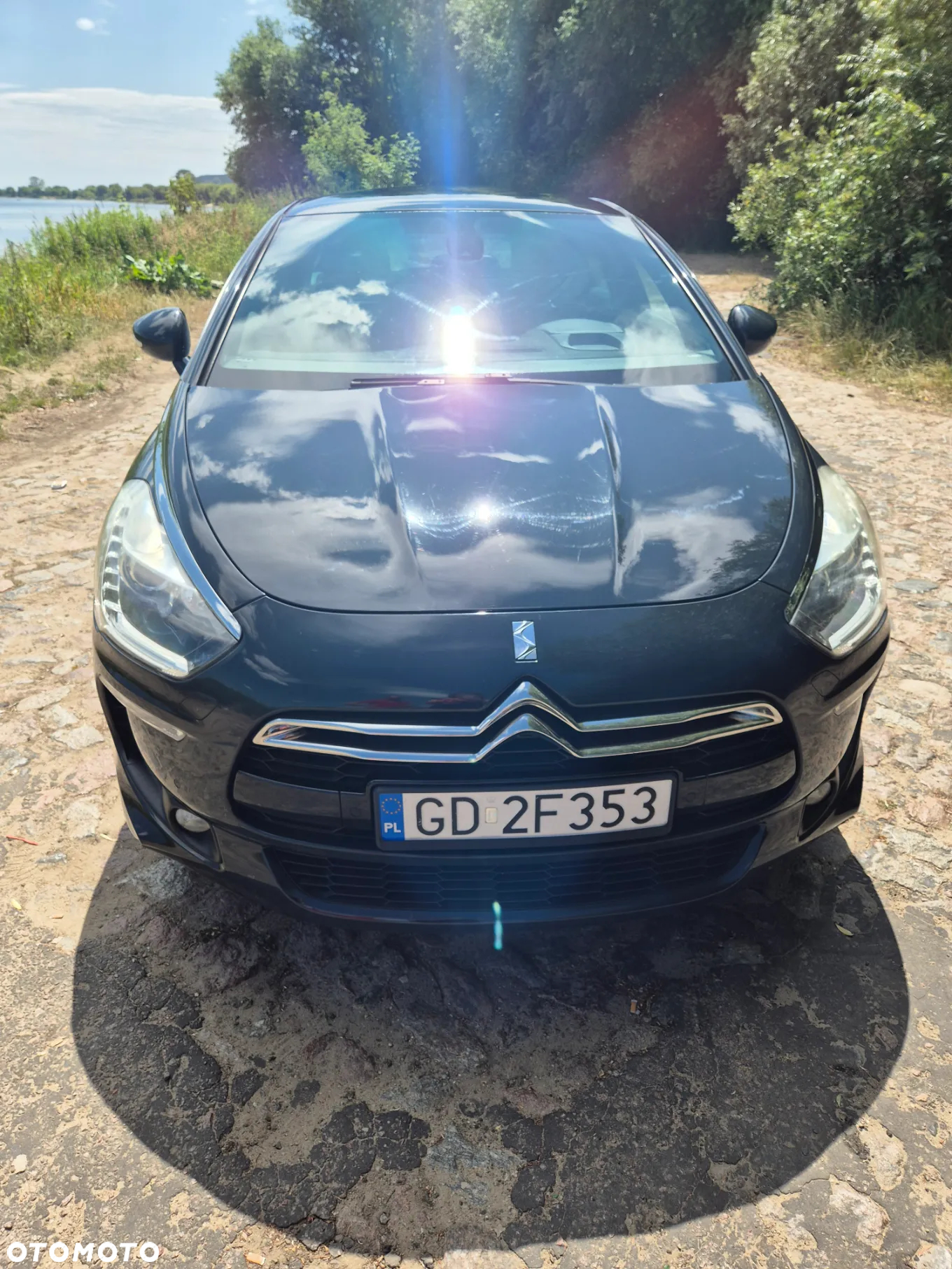 Citroën DS5 2.0 HDi Hybrid4 SoChic MCP - 4