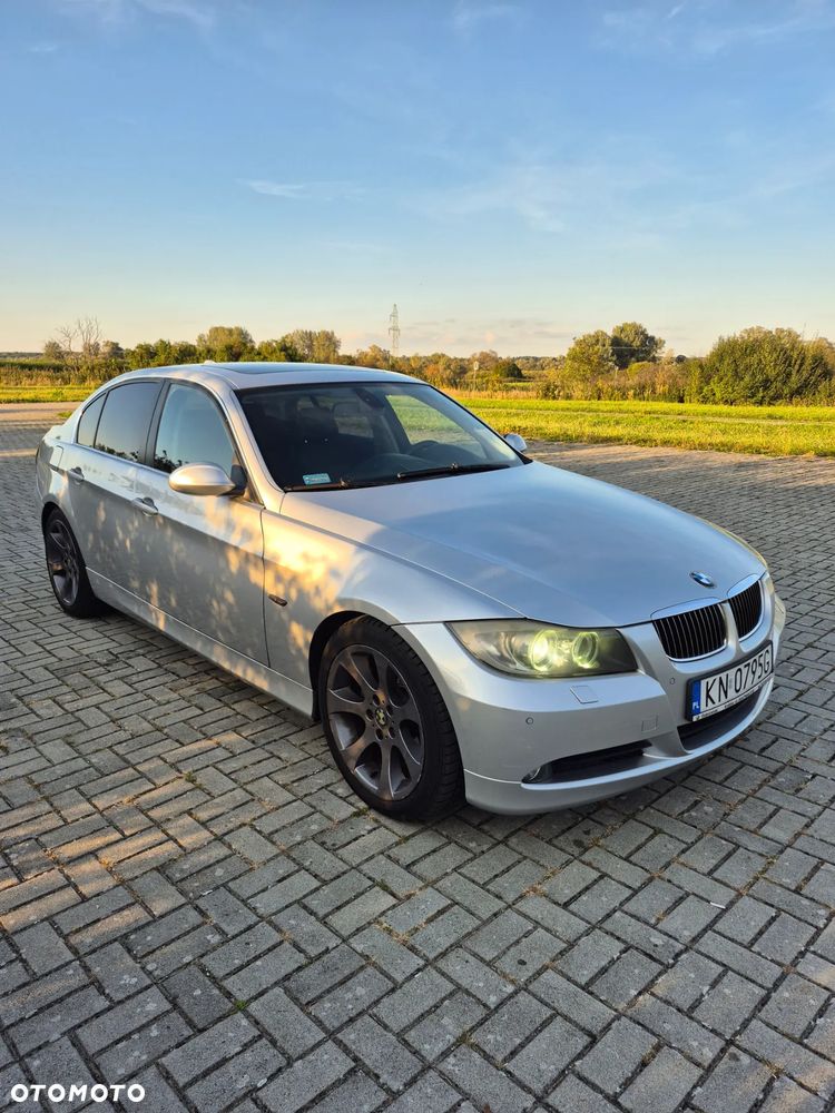 BMW Seria 3 - 1