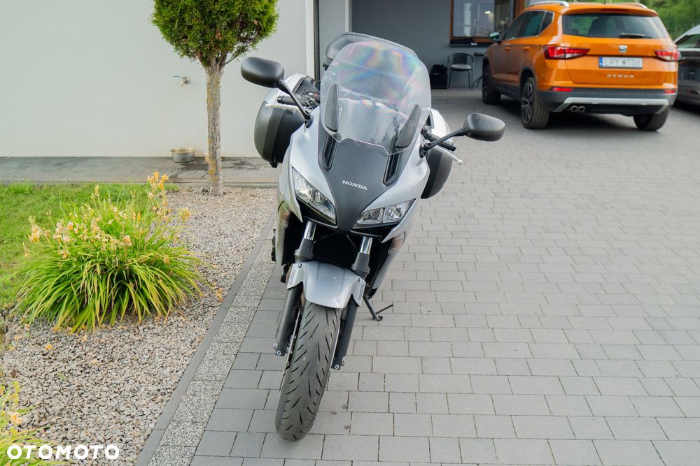Honda CBF - 6