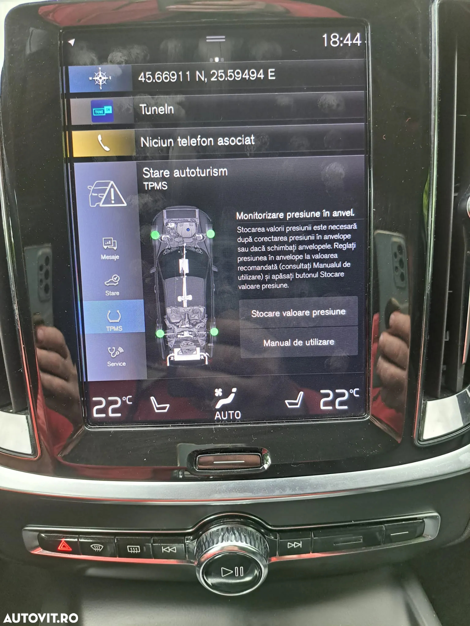 Volvo V60 T4 Momentum Pro - 36