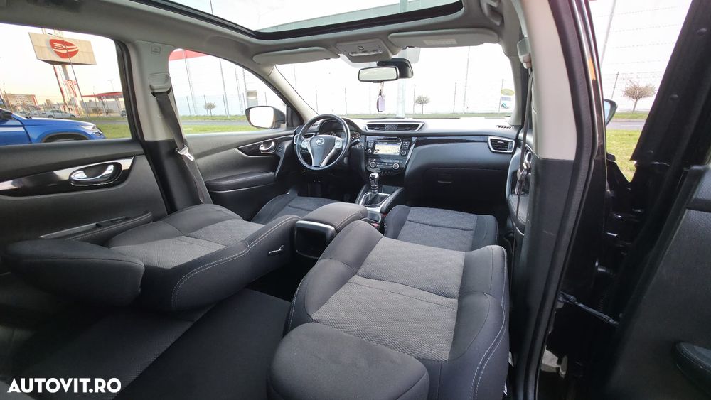 Nissan Qashqai 1.6 DCI N-Vision - 35