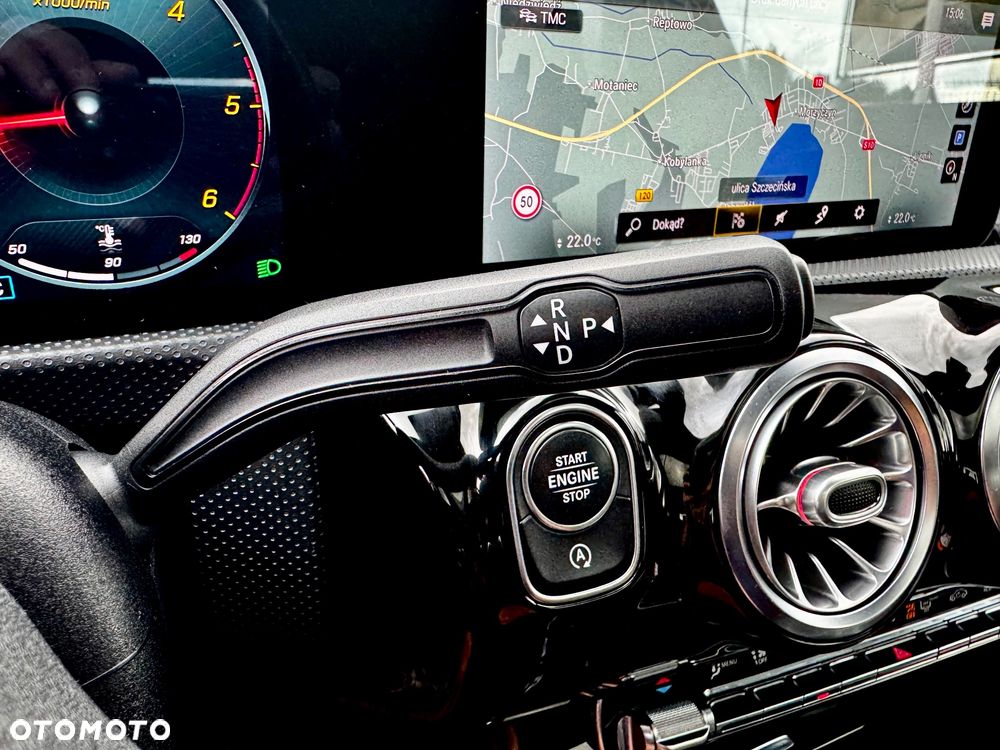 Mercedes-Benz CLA 220 d AMG Line 8G-DCT - 36