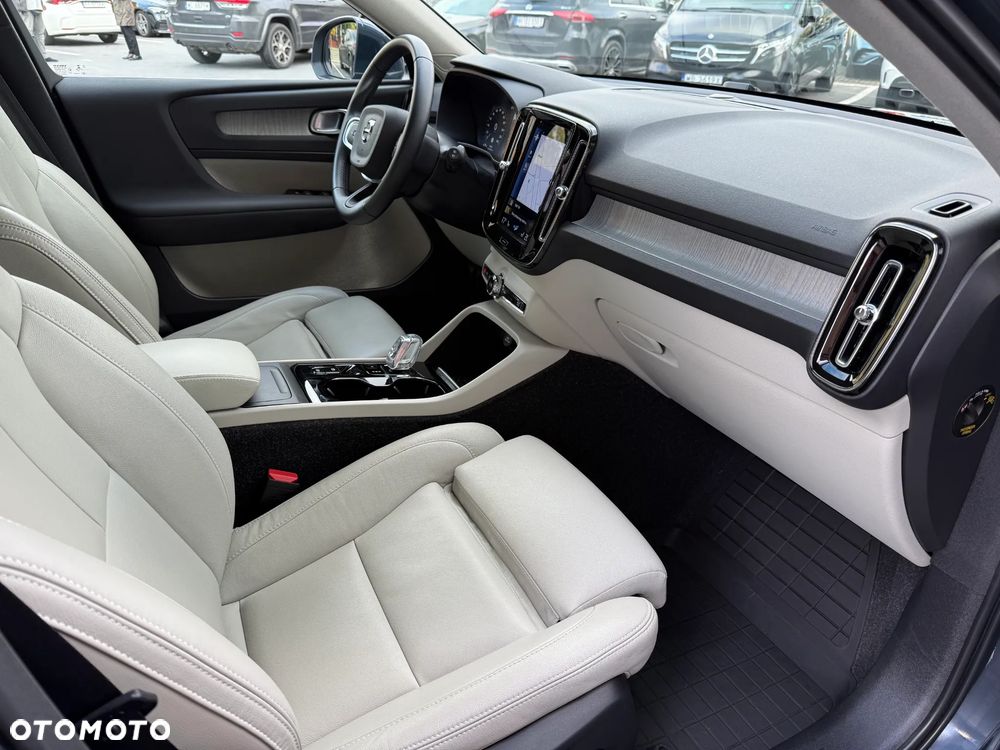 Volvo XC 40 B4 B Inscription - 23