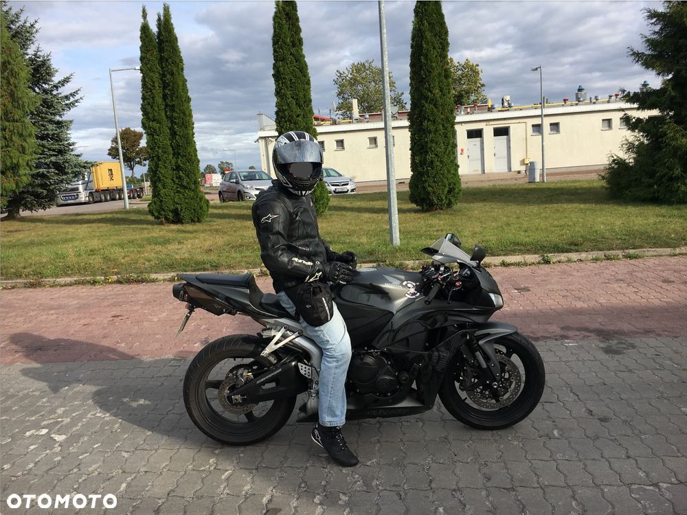 Honda CBR - 2
