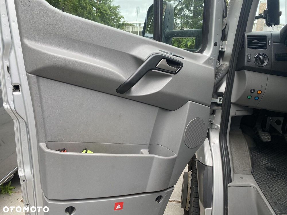 Mercedes-Benz Sprinter - 6