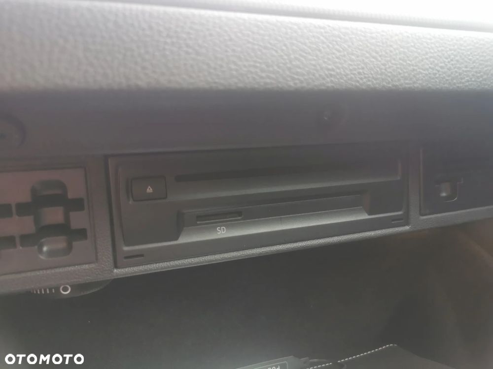 Volkswagen Golf 1.0 TSI IQ Drive - 30