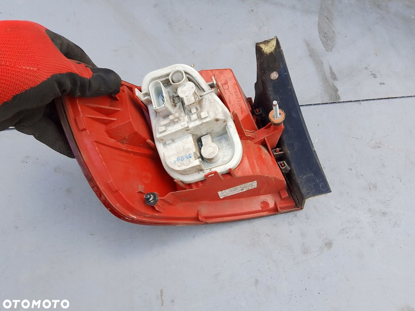 Lampa Prawa Tył Audi A6 C6 Kombi Lift 4F9945096E - 4