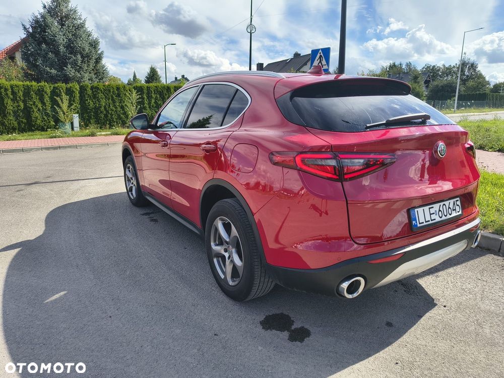 Alfa Romeo Stelvio - 5