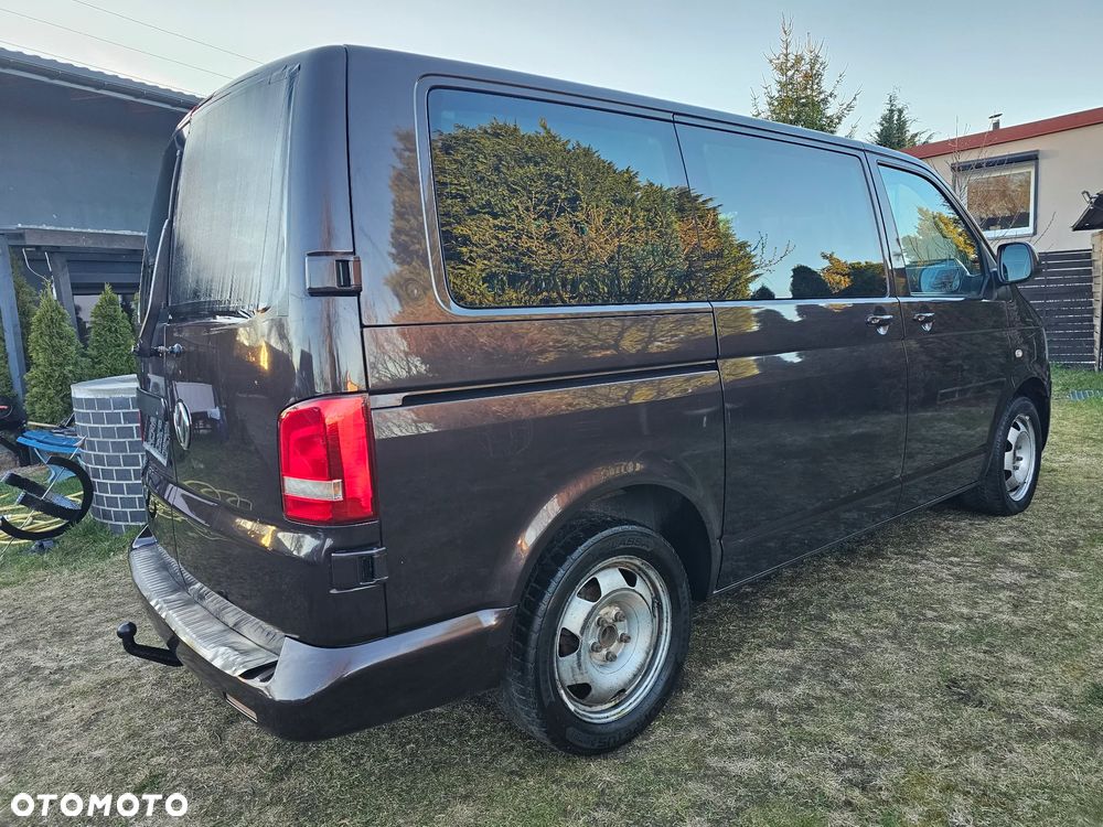 Volkswagen Caravelle - 5