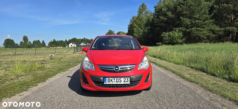 Opel Corsa 1.2 16V Essentia - 9