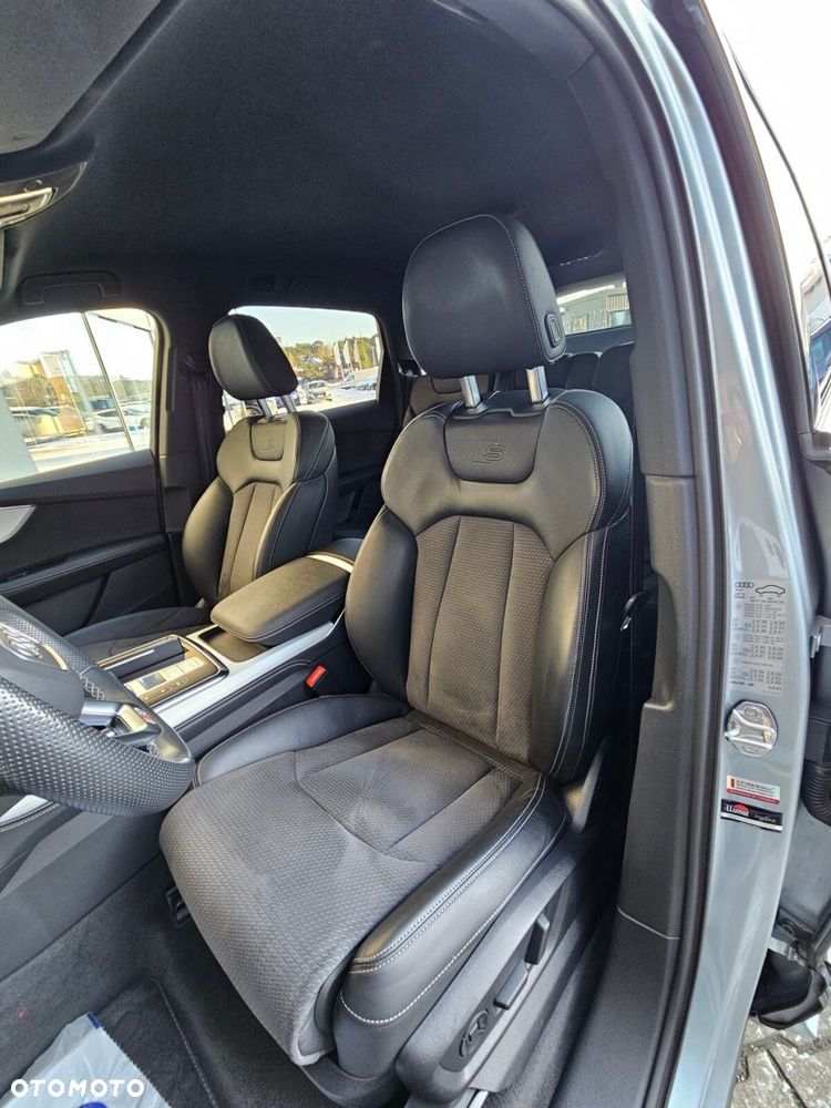 Audi Q7 - 12