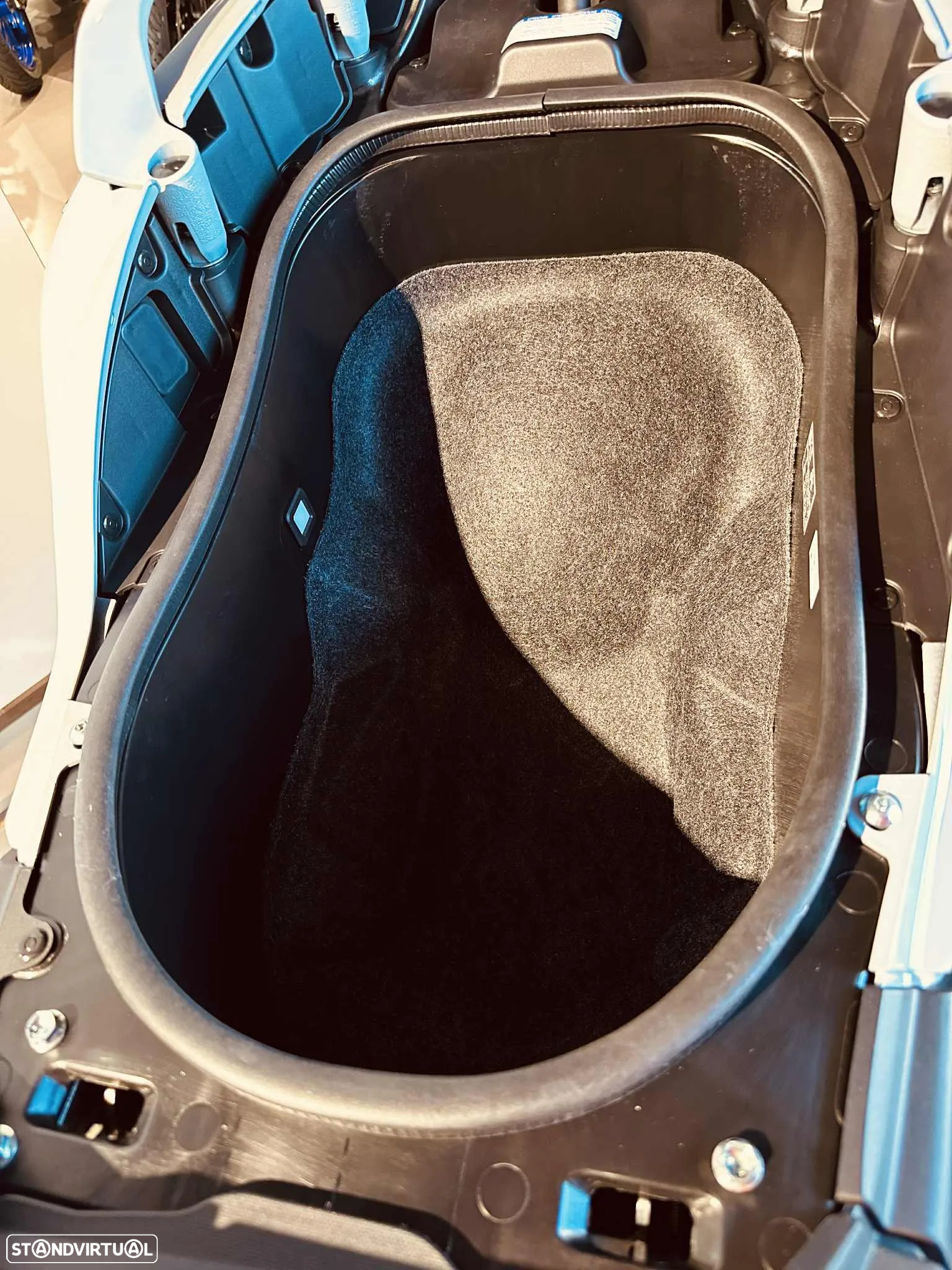 Yamaha TMAX 560 Tech Max - 6