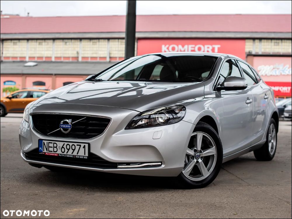 Volvo V40 - 1