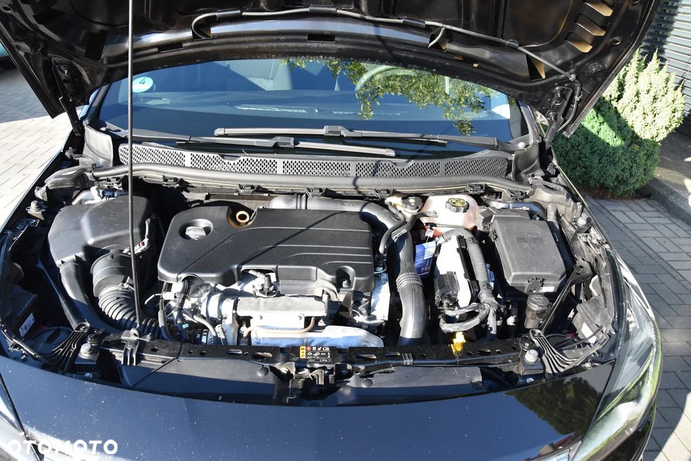 Opel Astra 1.4 Turbo Edition - 24