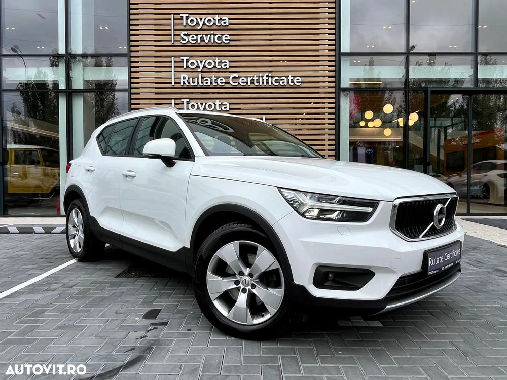 Volvo XC 40 T5 AWD Momentum - 2