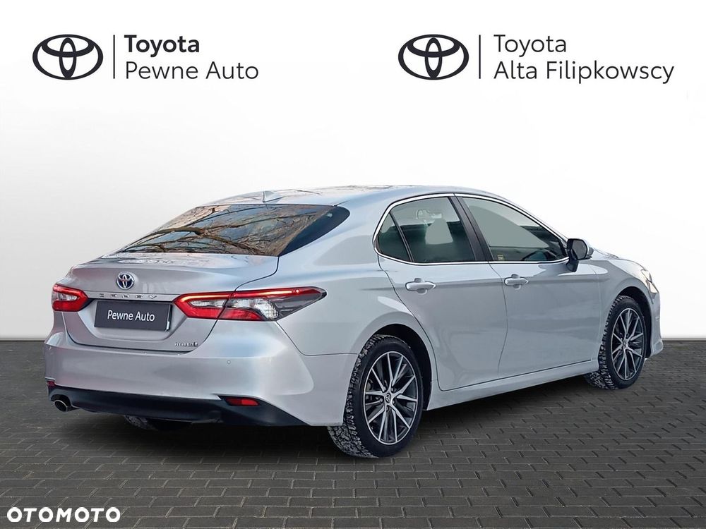 Toyota Camry 2.5 Hybrid Prestige CVT - 2