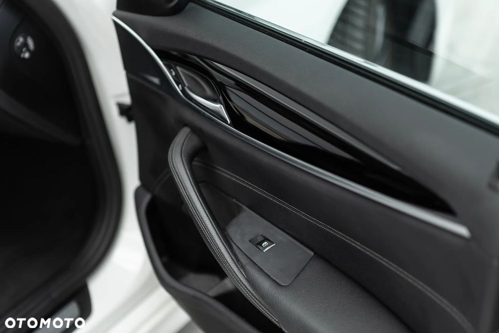 BMW Seria 5 518d Sport Line sport - 23