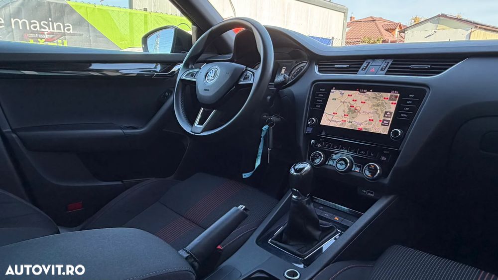 Skoda Octavia 1.6 TDI Sport Edition - 3
