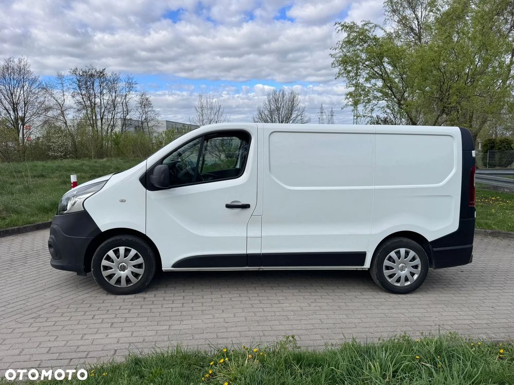 Nissan NV300 - 2