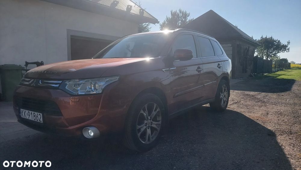 Mitsubishi Outlander 2.2 DID Intense + - 3