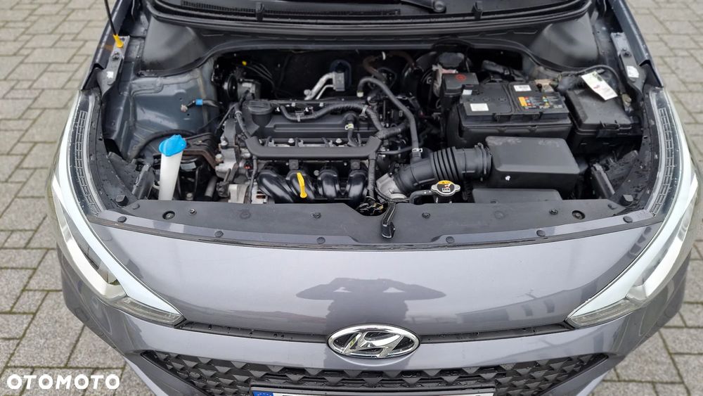 Hyundai i20 1.2 Select - 24