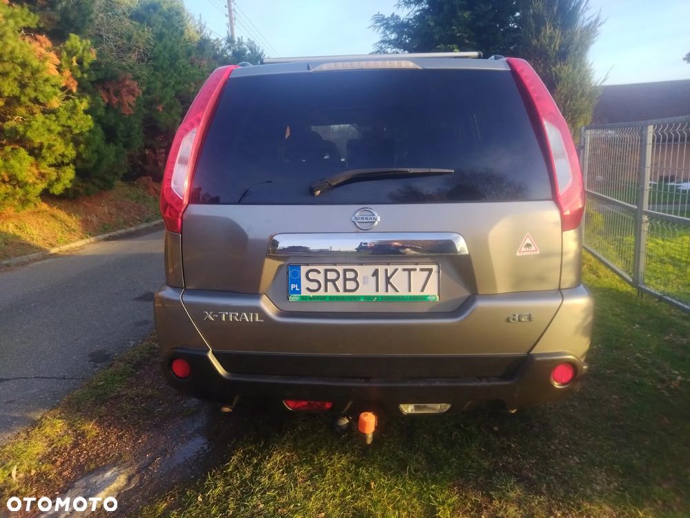 Nissan X-Trail 2.0 dCi XE - 3
