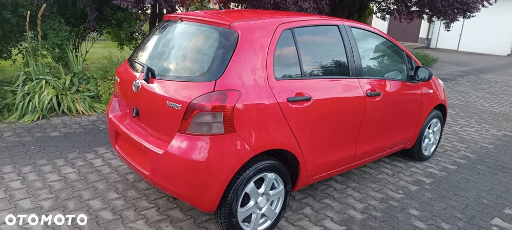 Toyota Yaris - 3