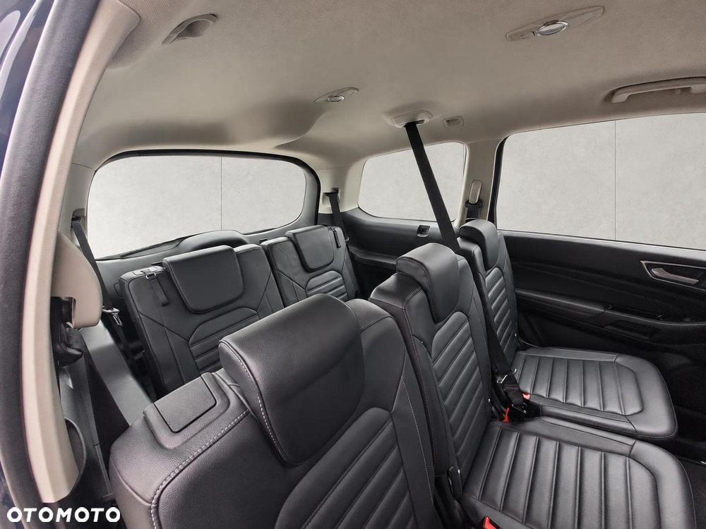 Ford Galaxy 1.5 EcoBoost Titanium - 29