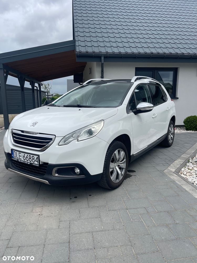 Peugeot 2008 1.2 VTi Allure - 4
